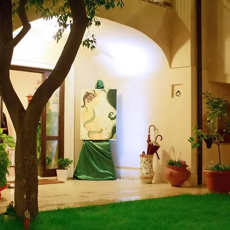 L' Antico Cortile